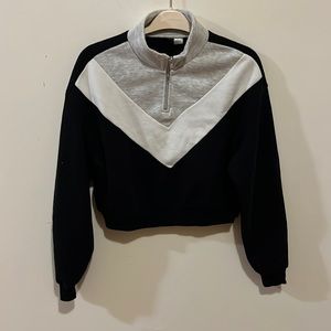 Cropped sweatshirt